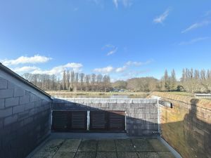 Photo 11- click for photo gallery